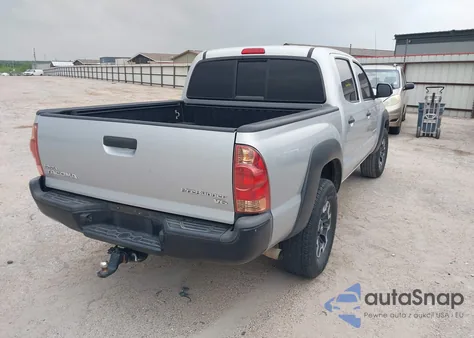 2013 Toyota Tacoma Prerunner V6 z USA, uszkodzony, nr VIN 5TFJU4GN1DX041932